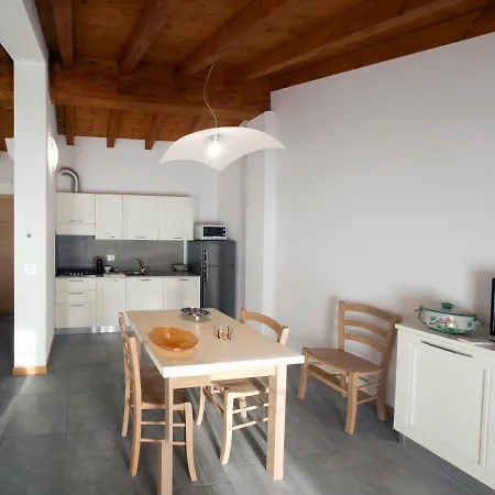 Mestroni Bed & Breakfast *
